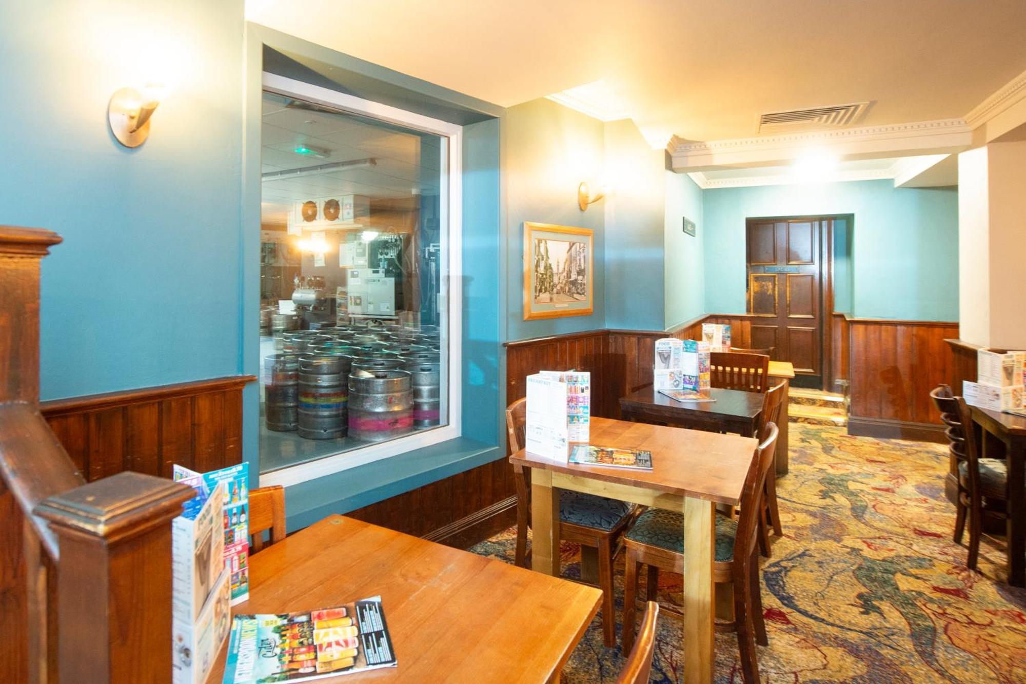 The Shrewsbury Hotel Wetherspoon Exterior photo