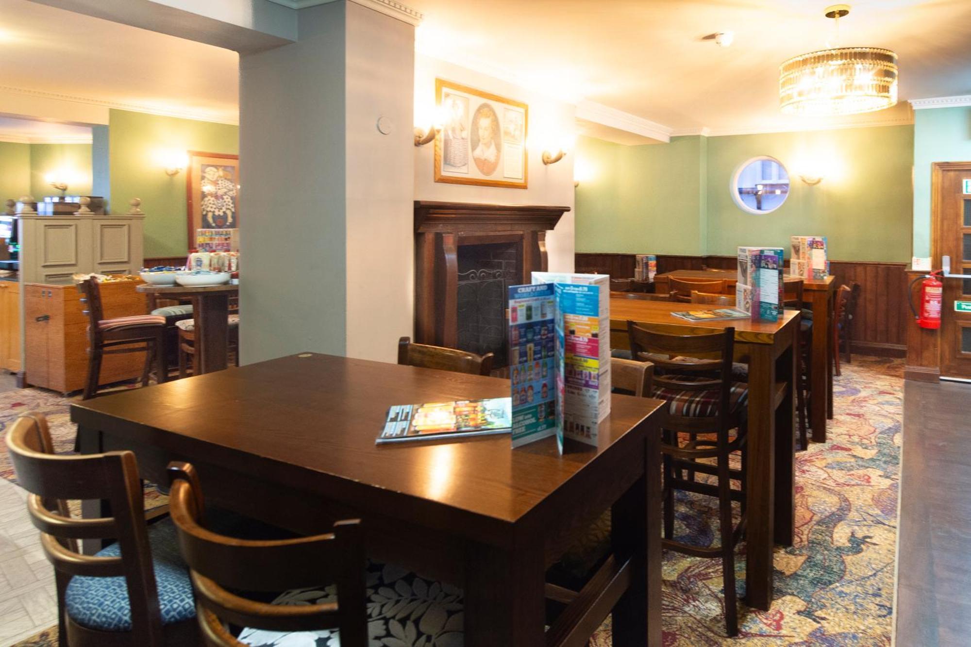 The Shrewsbury Hotel Wetherspoon Exterior photo